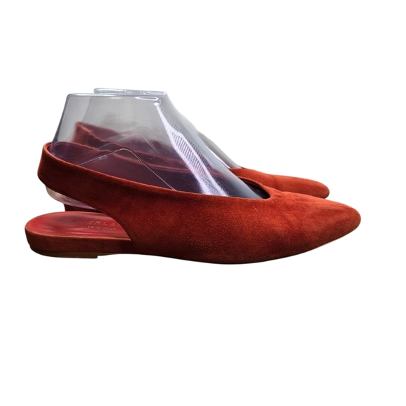 Everlane Red Suede Pointed Toe Slingback Flats - Picture 2 of 13